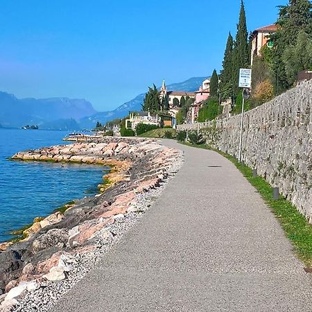 Villa Sul Lago Con Pontile Privato A Brenzone Sul Garda - Unique And Exclusive المظهر الخارجي الصورة