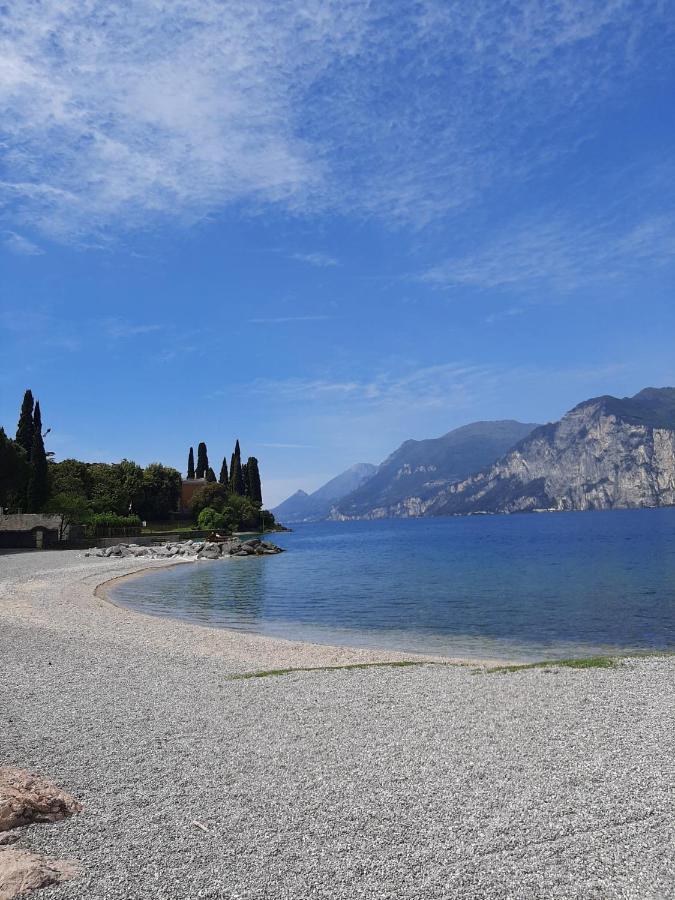 Villa Sul Lago Con Pontile Privato A Brenzone Sul Garda - Unique And Exclusive المظهر الخارجي الصورة