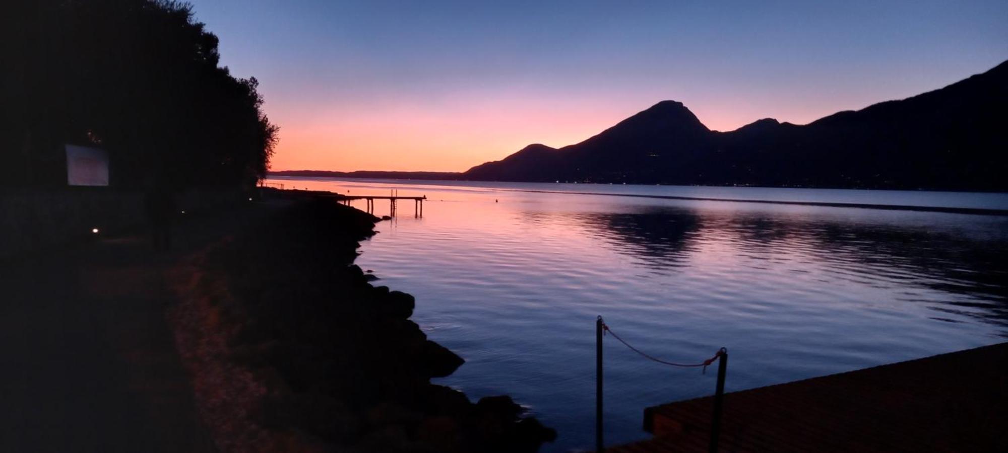 Villa Sul Lago Con Pontile Privato A Brenzone Sul Garda - Unique And Exclusive المظهر الخارجي الصورة