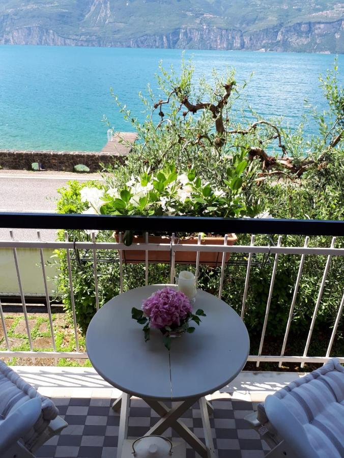 Villa Sul Lago Con Pontile Privato A Brenzone Sul Garda - Unique And Exclusive المظهر الخارجي الصورة